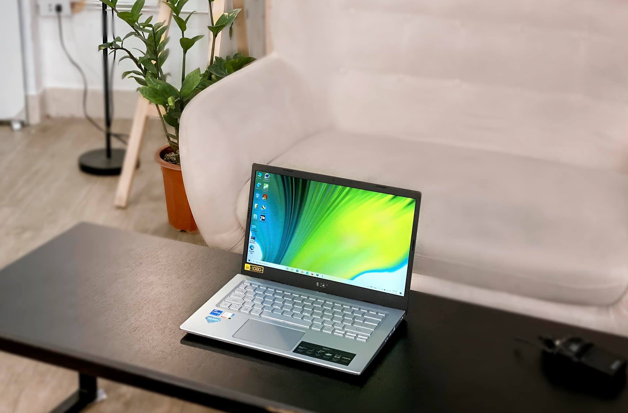 Laptop Acer A541-54-540F .jpeg